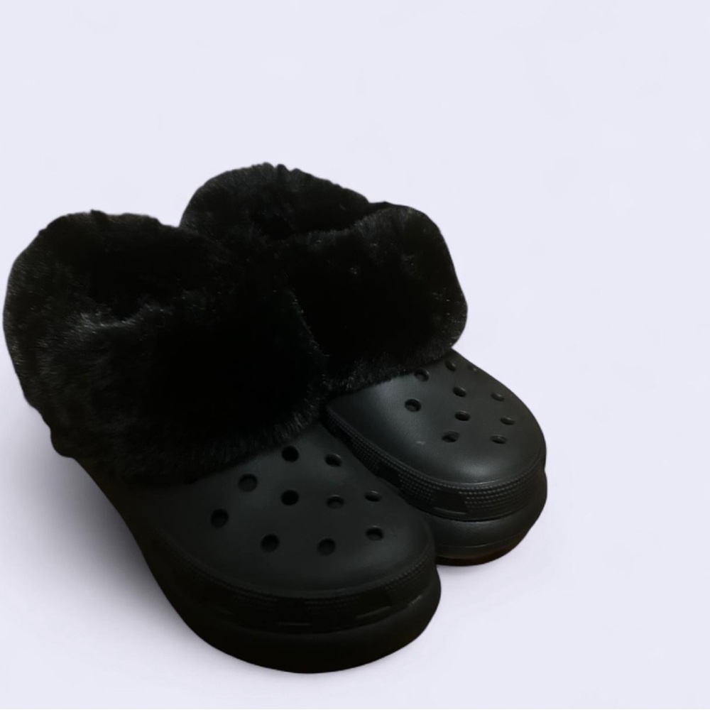 CROCS Black Fur-Lined Mules